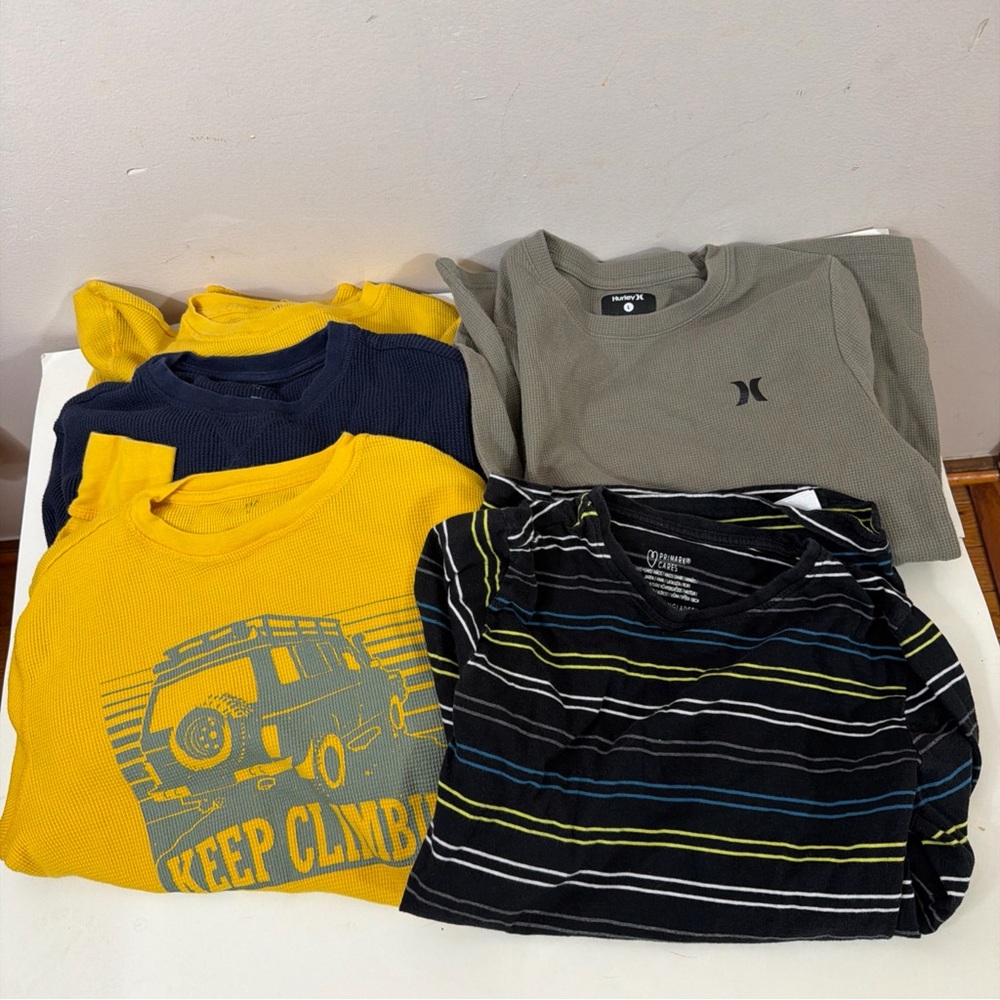 Boys  t-shirts size 12 bundle of 5